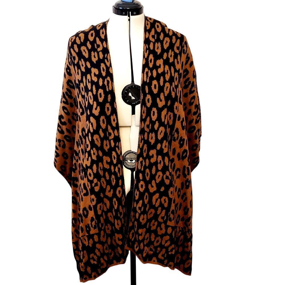 Chico's Animal Print Jacquard Ruana Shawl Sweater w/ Matching Bag | Size L/XL - Picture 4 of 11